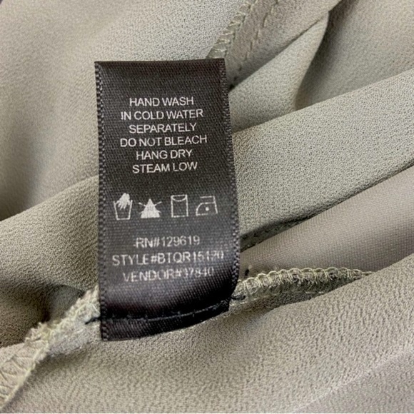 BKE Gray Sheer Silky Henley Tunic Sz S Embellished Gem Buttons Crochet Insets - Picture 11 of 13